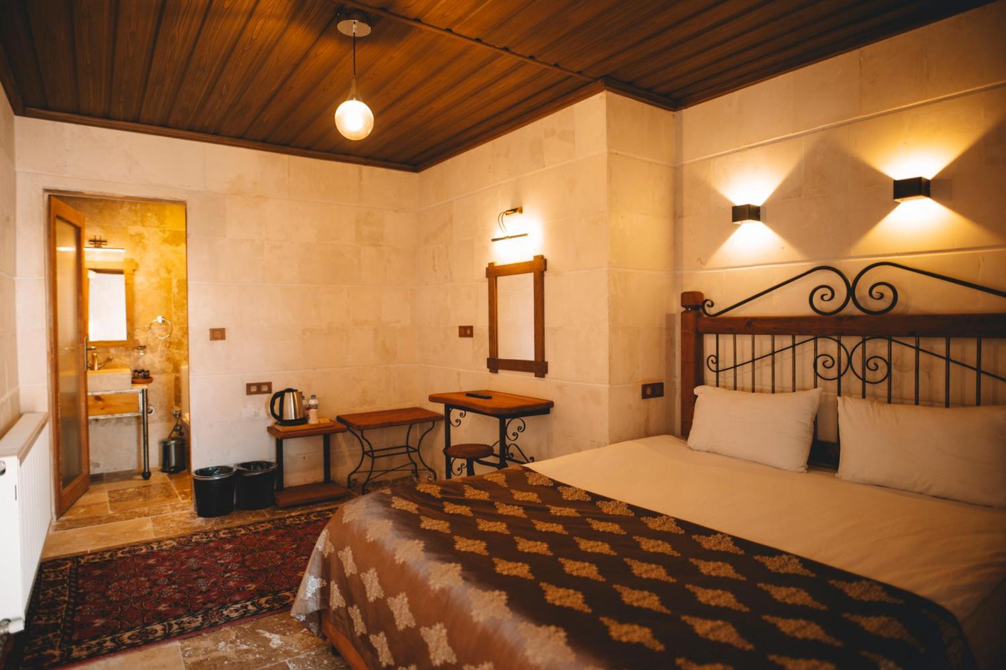 Cavusin Cave House-Cappadocia Bed and Breakfast Göreme Buitenkant foto