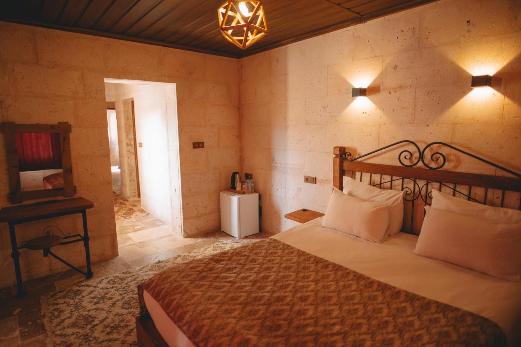 Cavusin Cave House-Cappadocia Bed and Breakfast Göreme Buitenkant foto