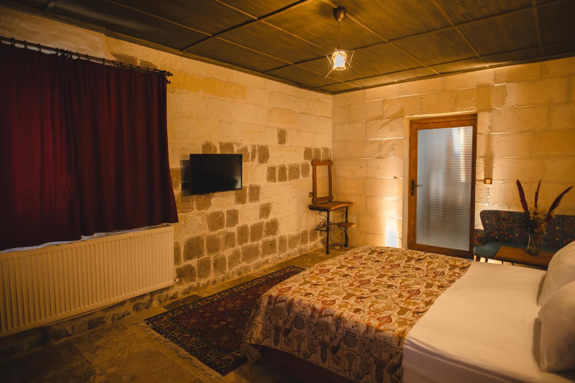 Cavusin Cave House-Cappadocia Bed and Breakfast Göreme Buitenkant foto
