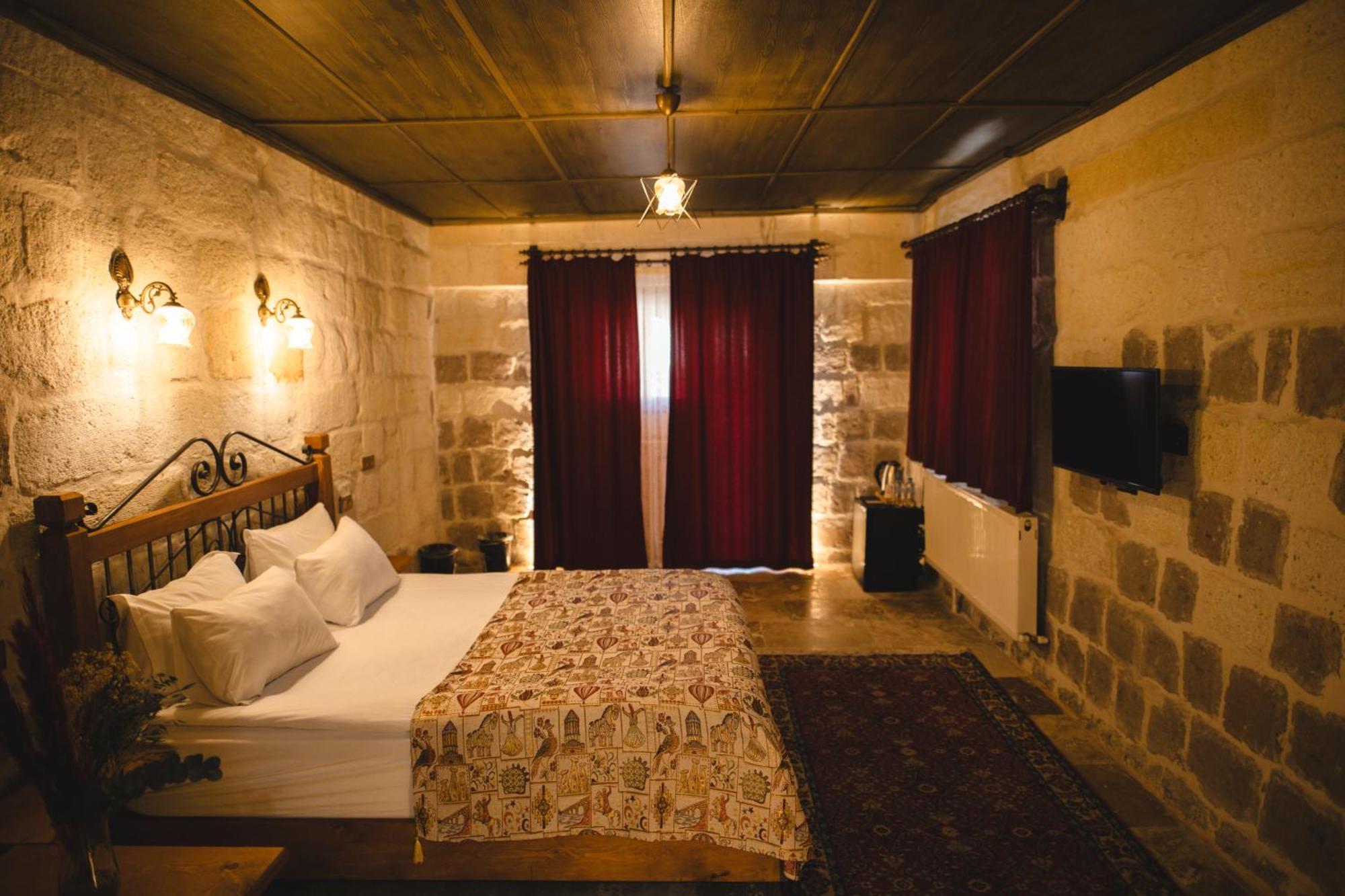 Cavusin Cave House-Cappadocia Bed and Breakfast Göreme Buitenkant foto