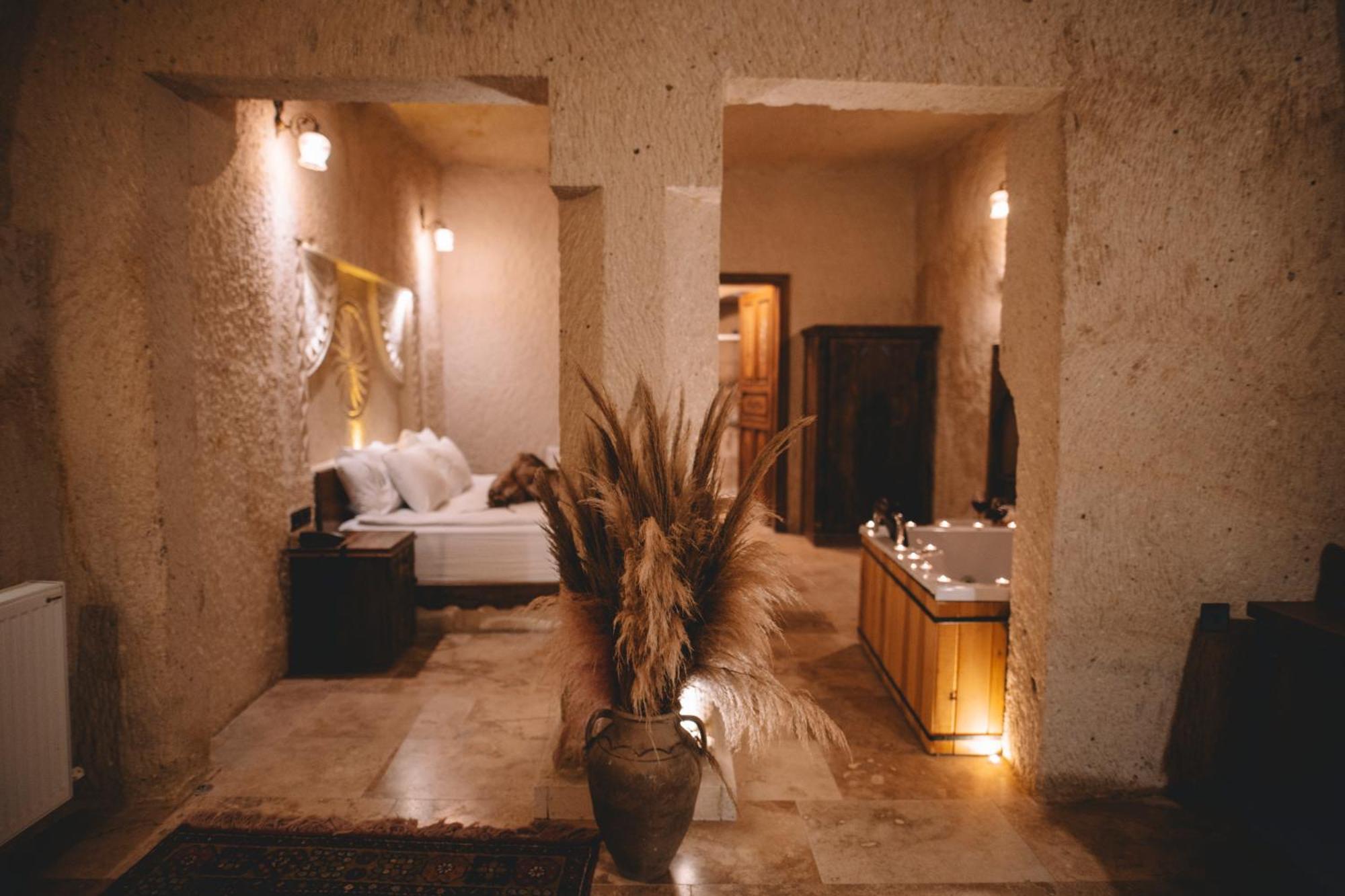 Cavusin Cave House-Cappadocia Bed and Breakfast Göreme Buitenkant foto